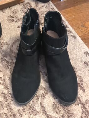 •Lauren Conrad Double Strap Ankle Boots